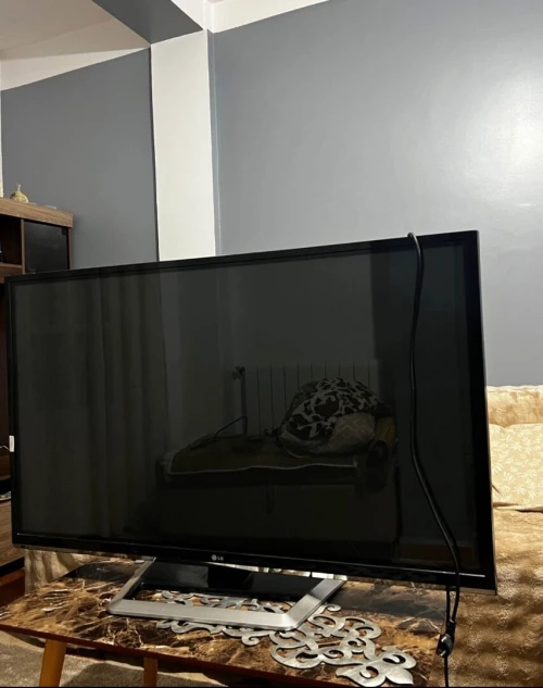 HD READY PLASMA TV