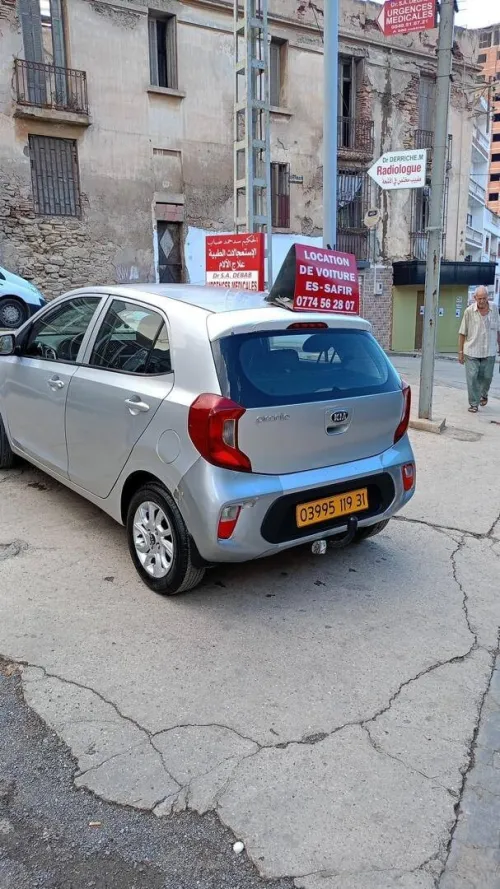 Es safir location voiture 