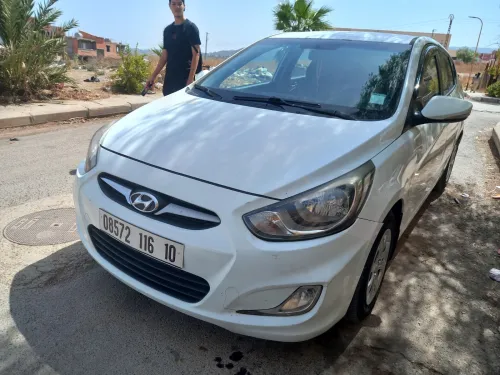 Hyundai Accent RB  4 portes 2016 Accent RB  4 portes