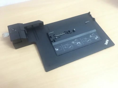 Laptop LENOVO