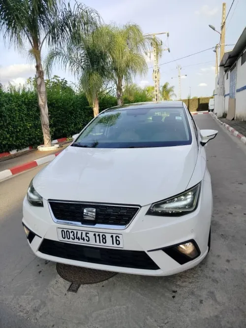 Seat ibiza la high plus 2018 ibiza la high plus