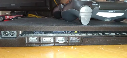 PS4 slim edition 1tb