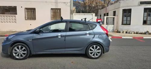 Hyundai Accent RB  4 portes 2018 Accent RB  4 portes