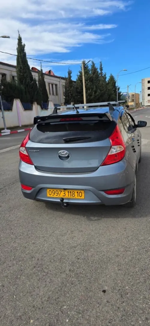 Hyundai Accent RB  4 portes 2018 Accent RB  4 portes