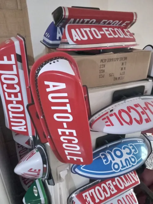 Panneau de toit auto-école