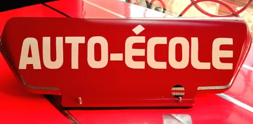 Panneau de toit auto-école