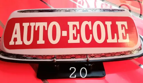 Panneau de toit auto-école