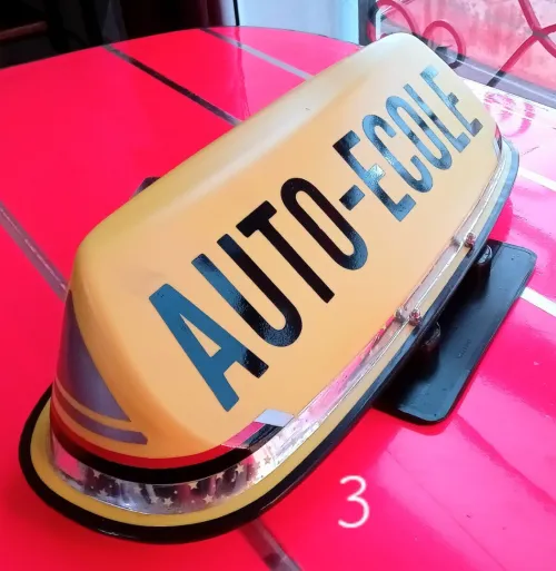 Panneau de toit auto-école