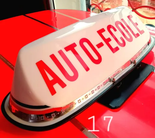 Panneau de toit auto-école