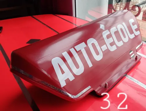 Panneau de toit auto-école