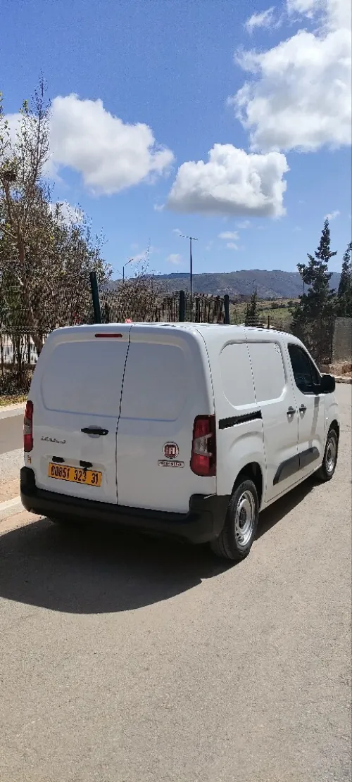 Fiat Doblo 2023 Italie