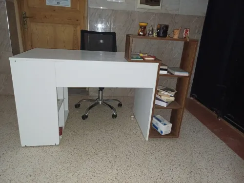 Tables et chaises scolaire 