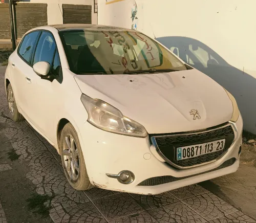 Peugeot 208 2013 Active plus