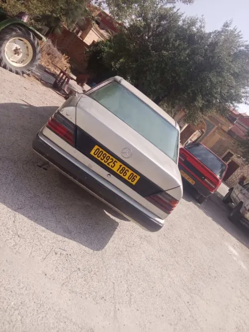 Mercedes E250 1986 E250