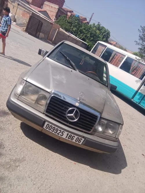 Mercedes E250 1986 E250
