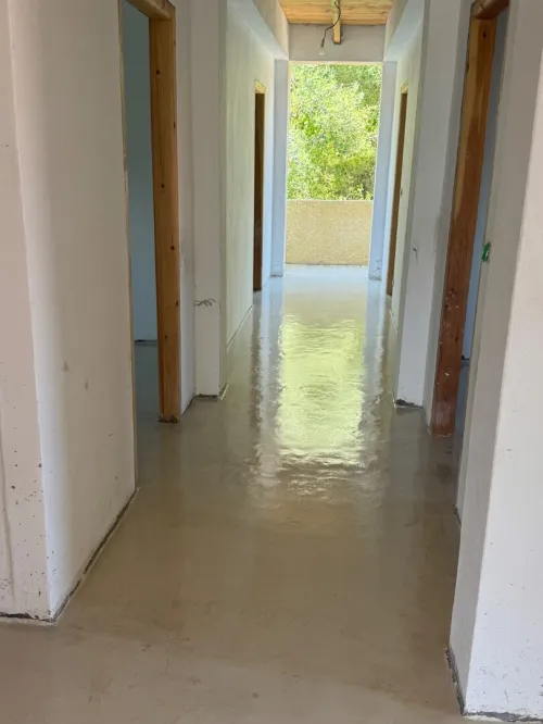 Graine de marbre , époxy, Ba13 et polyuréthane