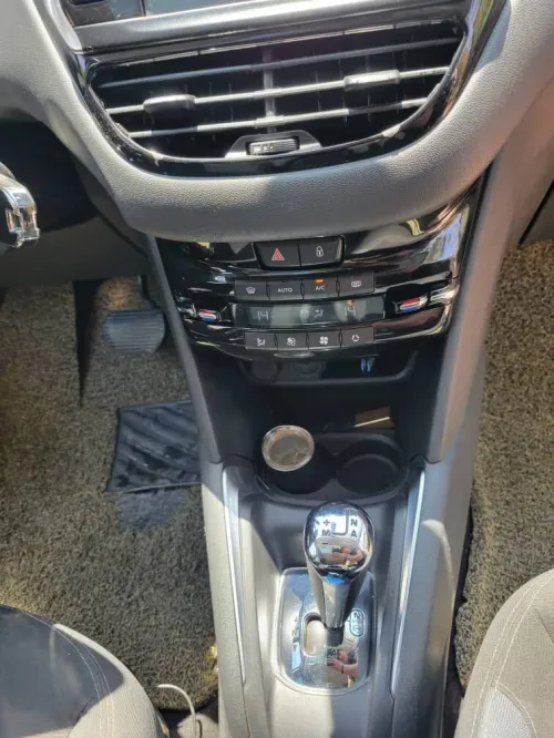 Peugeot 208 2013 Allure