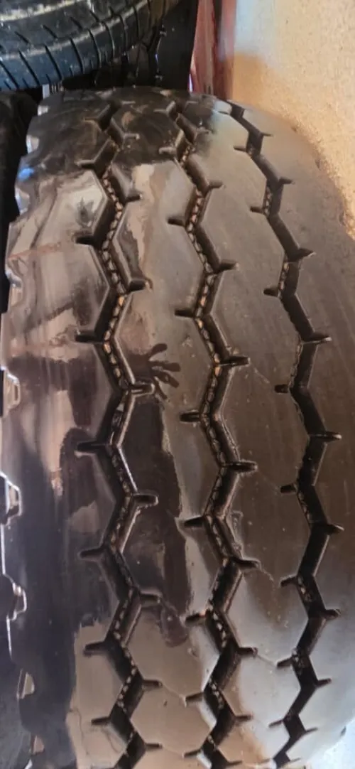 Pneu gallant amin cartago 315 /80