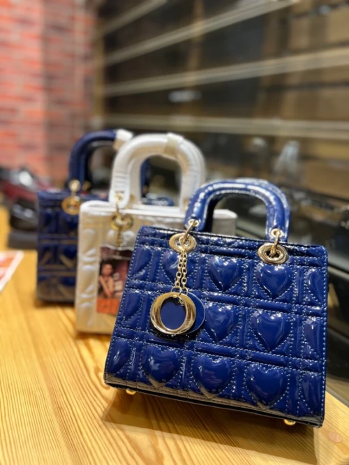 Découvrez la nouvelle collection 