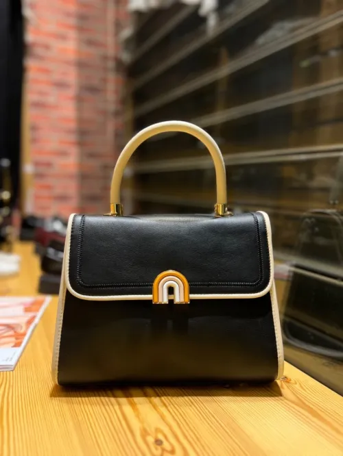 Découvrez la nouvelle collection 