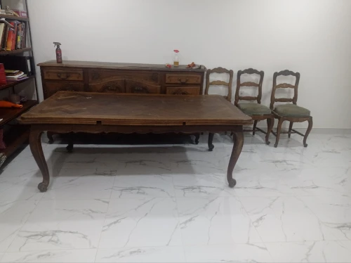 Table a mangé antiquités 
