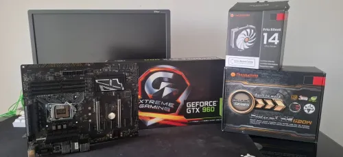 I7 6700k/ gtx geforce gigabyte 960 / Z170 pro gaming carbon /thermaltake 530W/RAM DDR4 8GB 2400MHZ