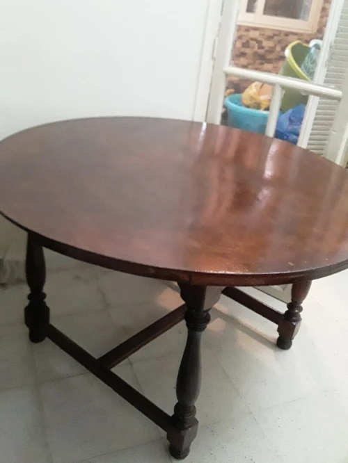 Table de cuisine ronde en bois