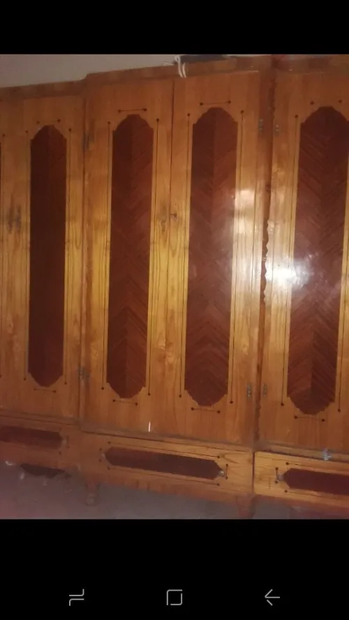 Armoire 6 portes bon état (prix choc)