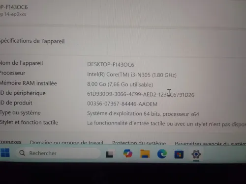 HP laptop 14 i3 N305 (12éme gènèration) 8GB 256SSD 14"FHD très BON ETAT