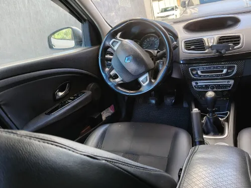 Renault Megane 3 2012 Play