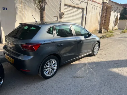 Seat Ibiza 2018 HIGH