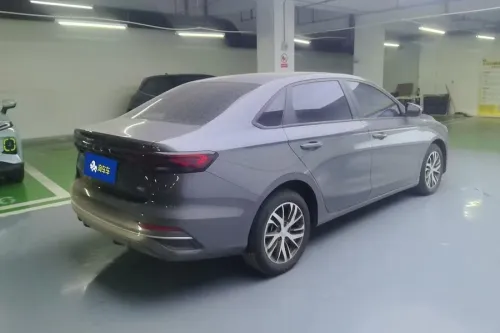 Geely Emgrand 2025 1.5 manuel