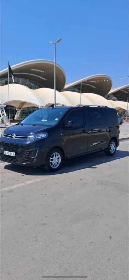 Location van 9 place avec chauffeur & passat & Audi A6 