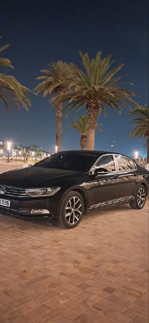 Location van 9 place avec chauffeur & passat & Audi A6 