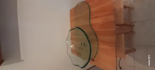 Vasque en verre avec support