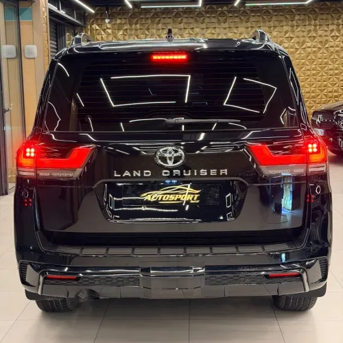 Toyota Land Cruiser  2026 Vx