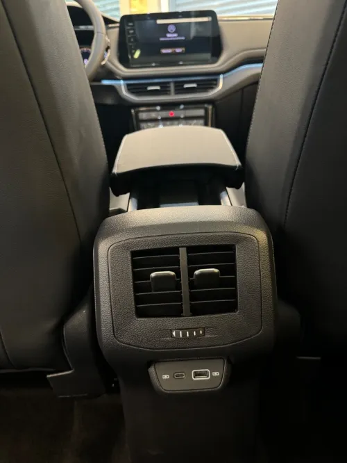 Volkswagen Tharu 2026 Xr