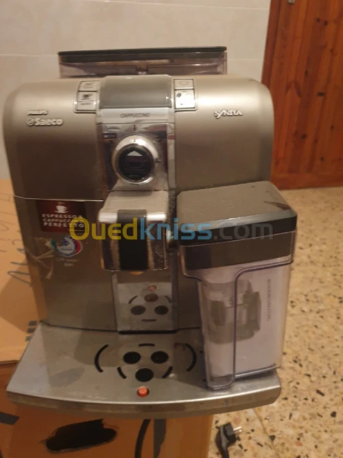 Machine a Café broyeur philips senseo espresso & Cappuccino. 
