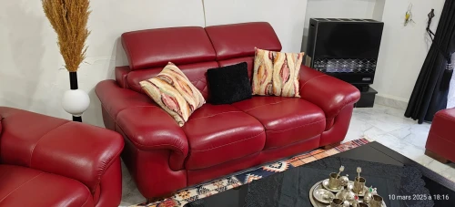 Salon simili cuir 6 places plus un pouffe moderne 