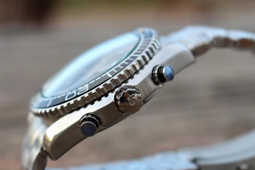 Montres de luxe OMEGA SEAMASTER Planet Ocean Chronographe Acier 