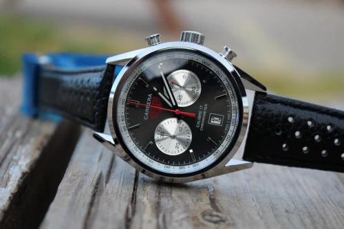 Montres TAG HEUER CARRERA Calibre 17 Noire