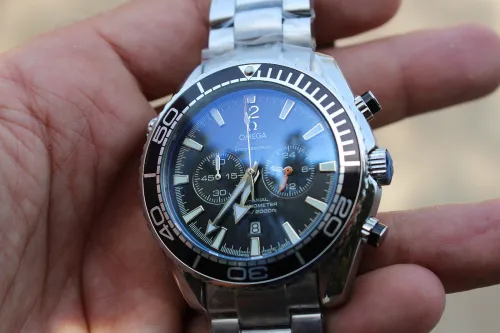 Montres OMEGA Seamaster Planet Ocean 1