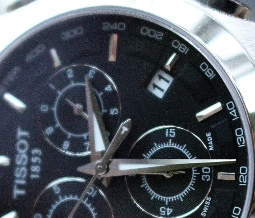 Montres pour hommes TISSOT Couturier Acier