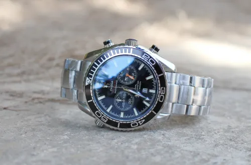 Montres OMEGA Seamaster Planet Ocean 1