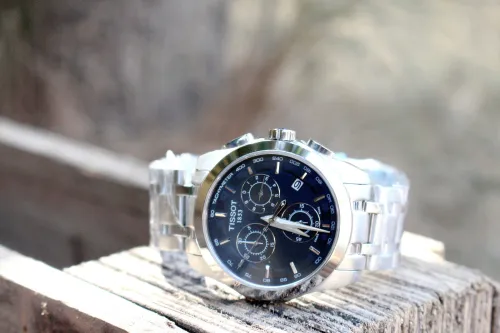 Montre TISSOT Couturier