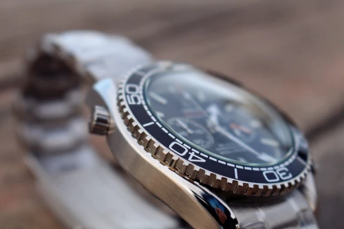 Montres de luxe OMEGA SEAMASTER Planet Ocean Chronographe Acier 