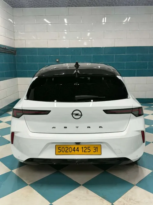 Opel Astra 2025 