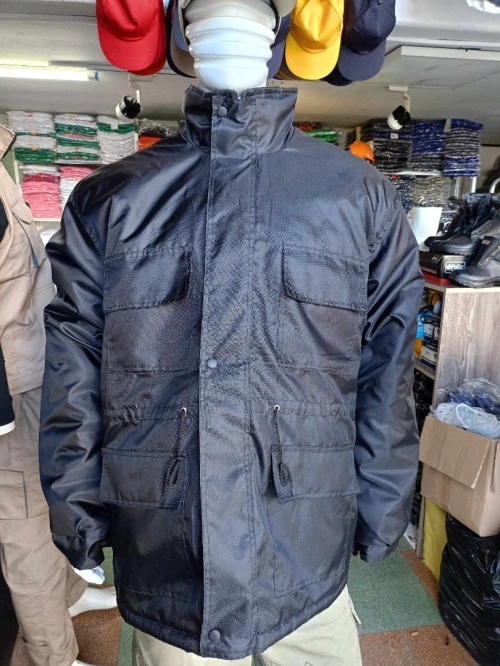 tenue de gardiennage+tout equipement