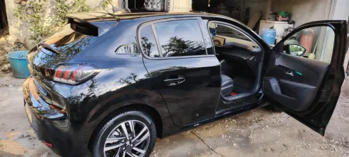 Peugeot 208 2022 Allure pack