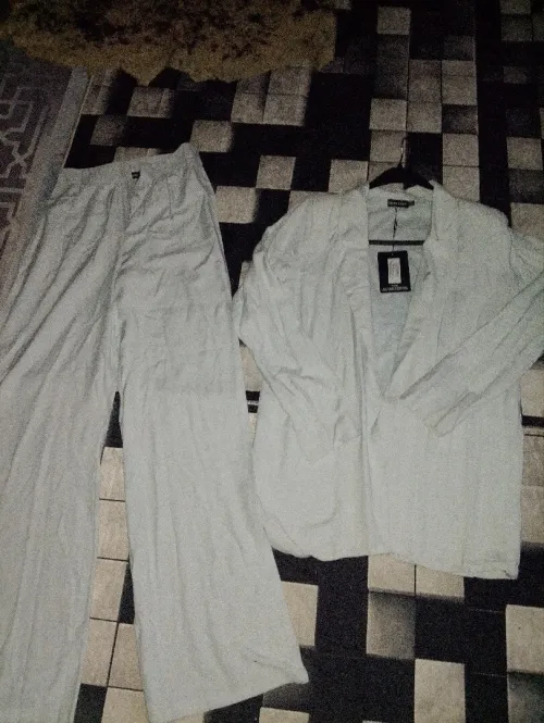 Costume Lin français
